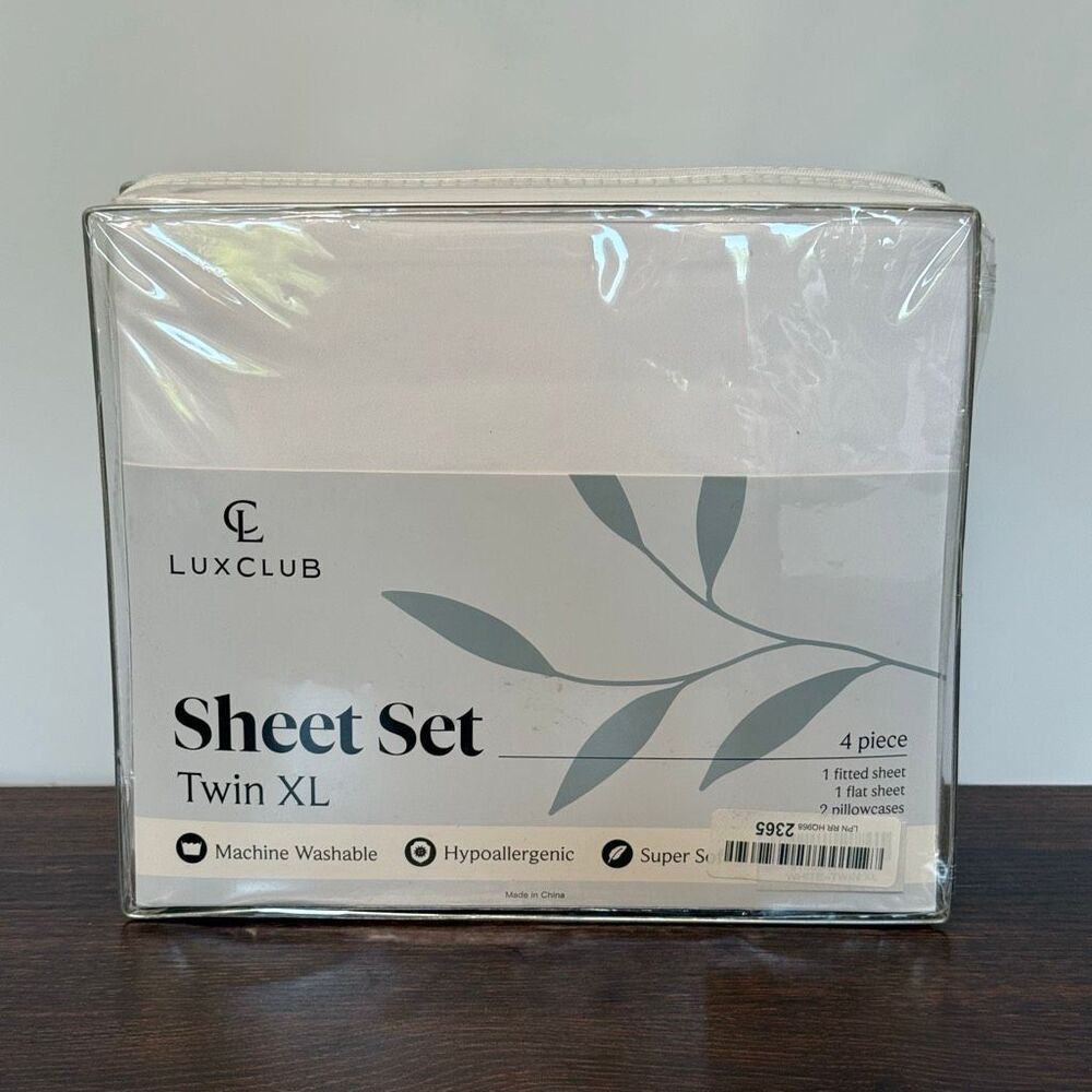 Luxclub 4 piece Twin XL white sheet set NIB